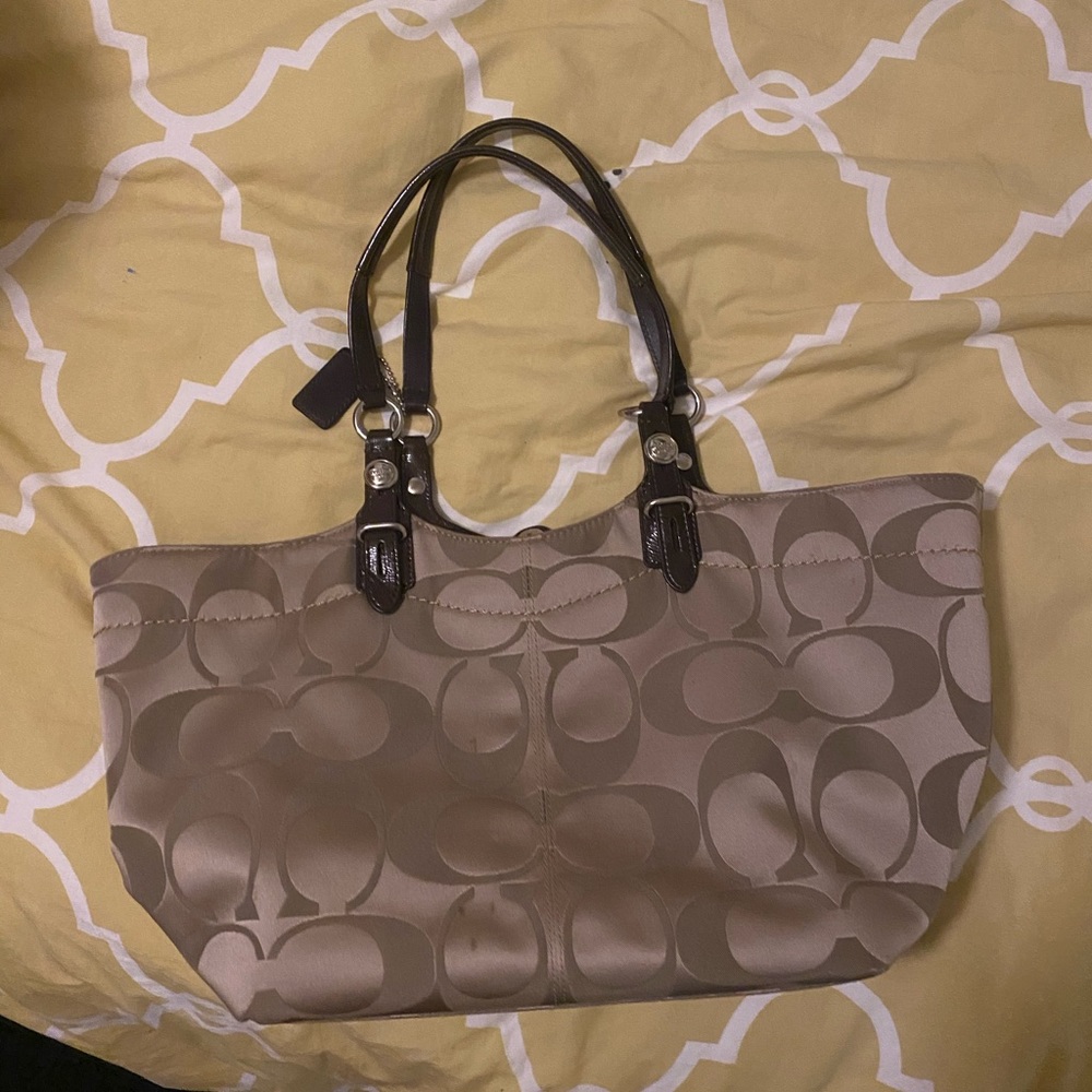 Coach Handbag - Picture 2 of 7